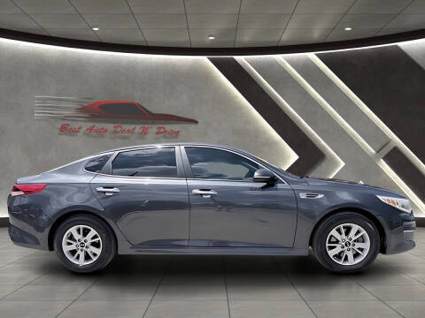 2017 Kia Optima LX