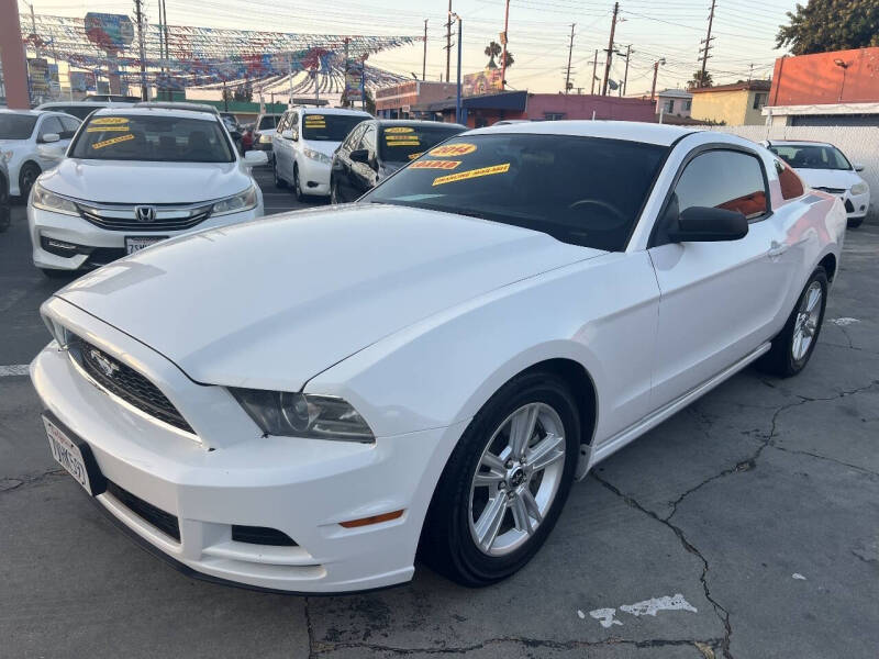 2014 Ford Mustang V6