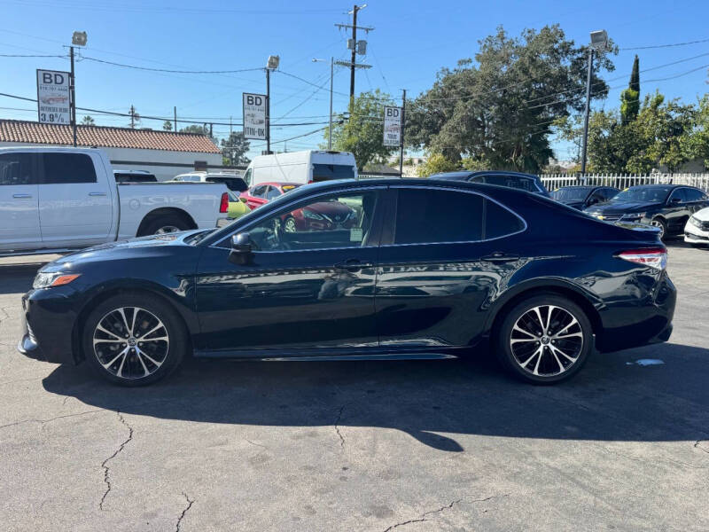 2018 Toyota Camry SE
