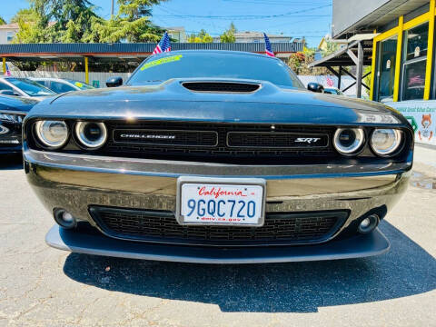 2015 Dodge Challenger SRT 392