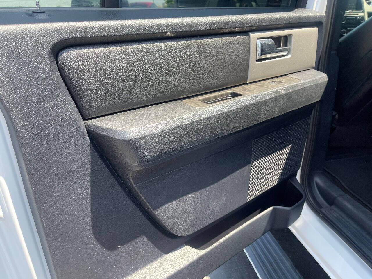 2015 Ford Expedition EL  - $18,900