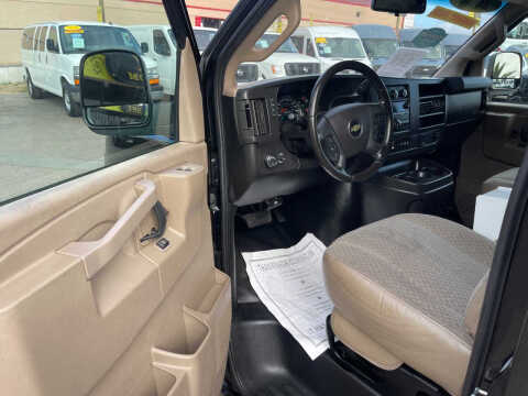 2020 Chevrolet Express 2500