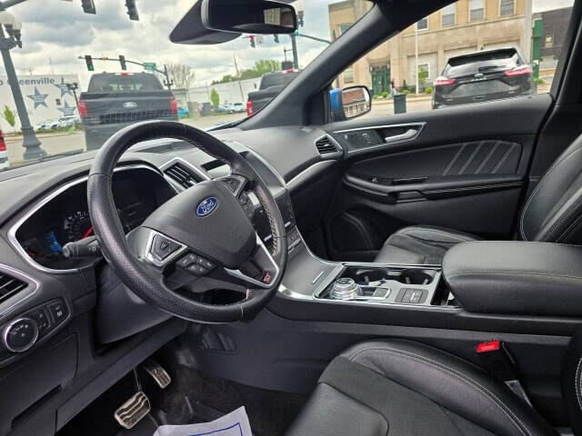 2020 Ford Edge ST