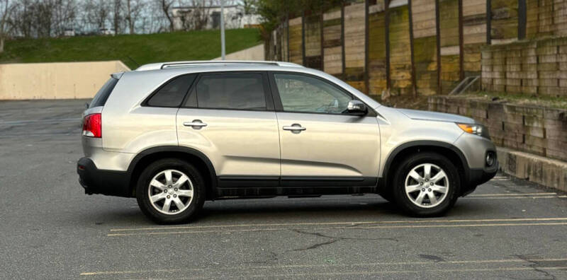 2013 Kia Sorento LX
