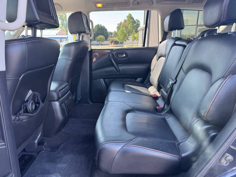 2017 Nissan Armada Platinum