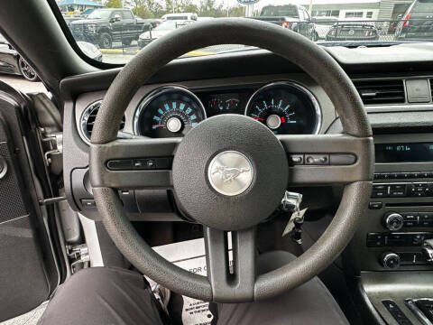 2012 Ford Mustang V6