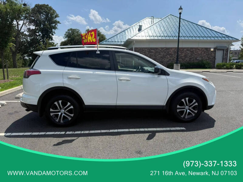 2016 Toyota RAV4 LE