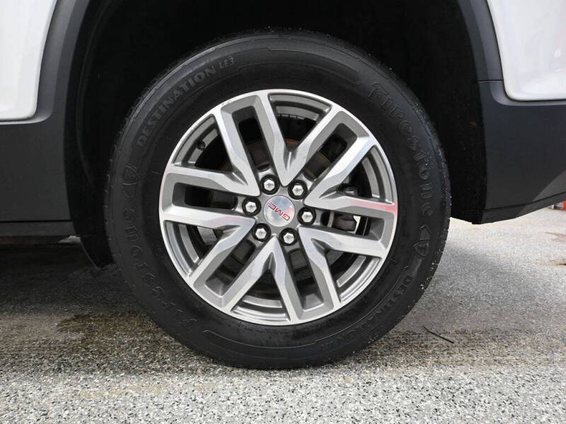 2017 GMC Acadia SLE-2