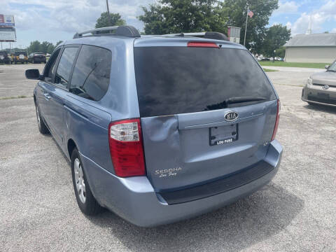2009 Kia Sedona LX