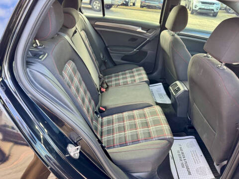 2018 Volkswagen Golf GTI S