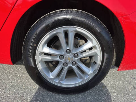 2017 Chevrolet Cruze LT Auto