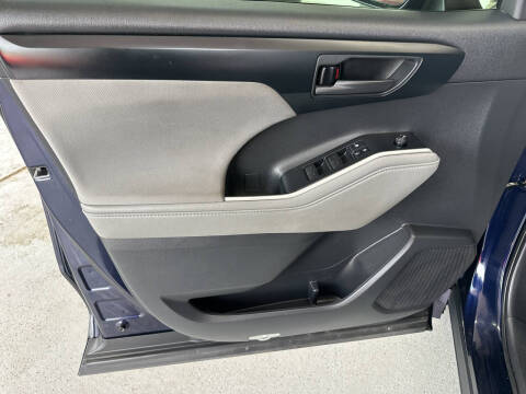 2021 Toyota Highlander L