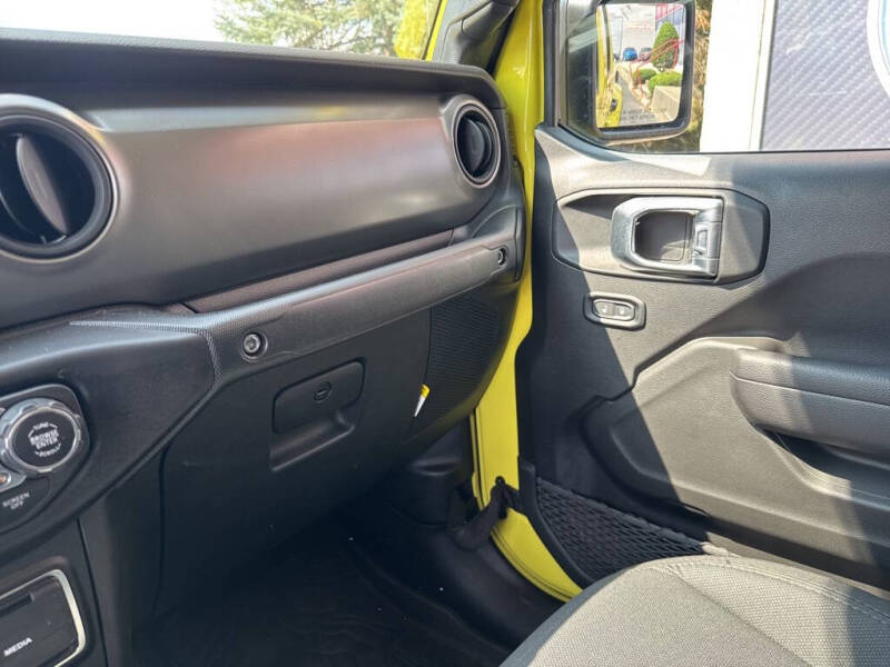 2023 Jeep Gladiator Willys