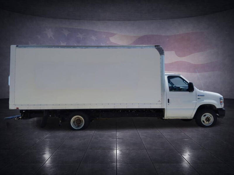 2019 Ford E-Series