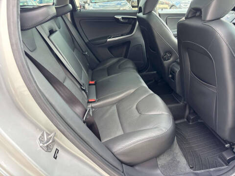 2015 Volvo XC60 3.2 Premier Plus