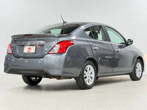 2019 Nissan Versa SV