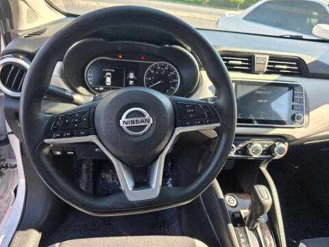 2022 Nissan Versa SV