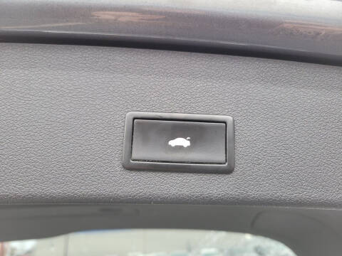 2012 Audi Q5 3.2 quattro Premium Plus