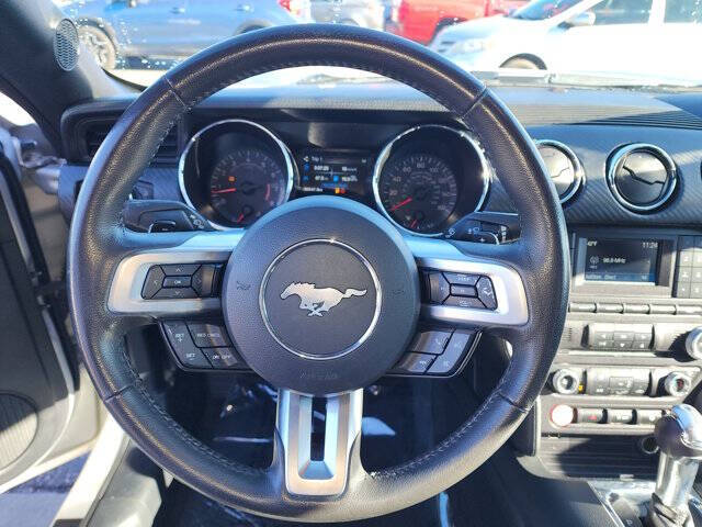 2016 Ford Mustang V6