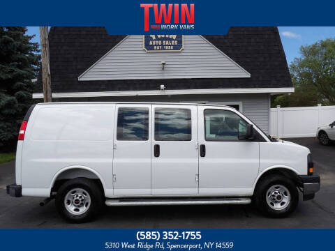 2025 GMC Savana 2500