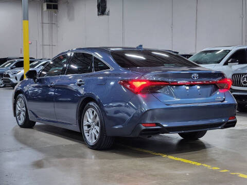 2021 Toyota Avalon Hybrid XLE