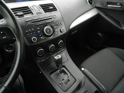 2013 Mazda MAZDA3 i Touring