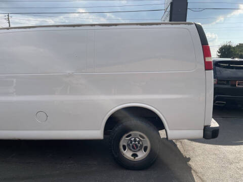 2011 GMC Savana 2500