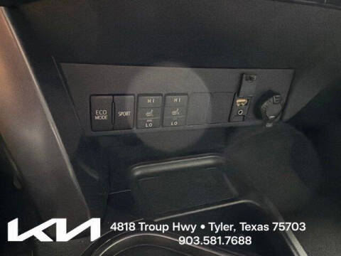 2017 Toyota RAV4 SE