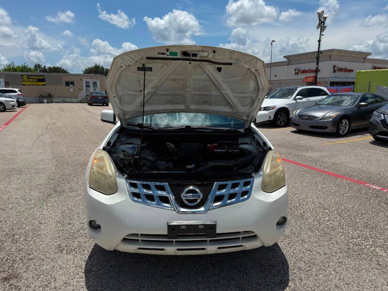 2013 Nissan Rogue SV