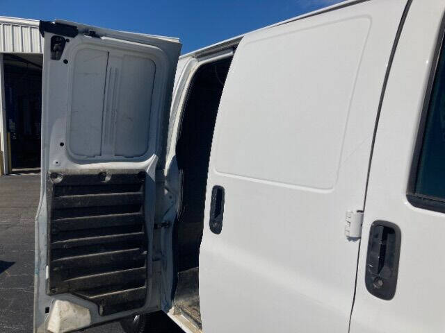 2017 Chevrolet Express 2500