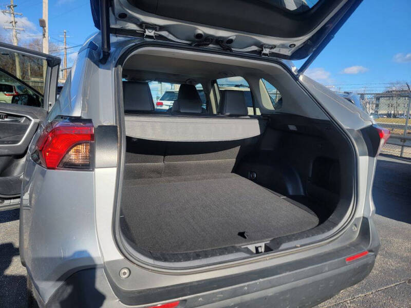 2019 Toyota RAV4 XLE Premium