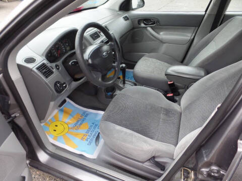 2005 Ford Focus ZX4 SE