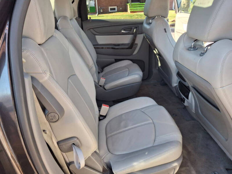 2016 GMC Acadia SLT-1