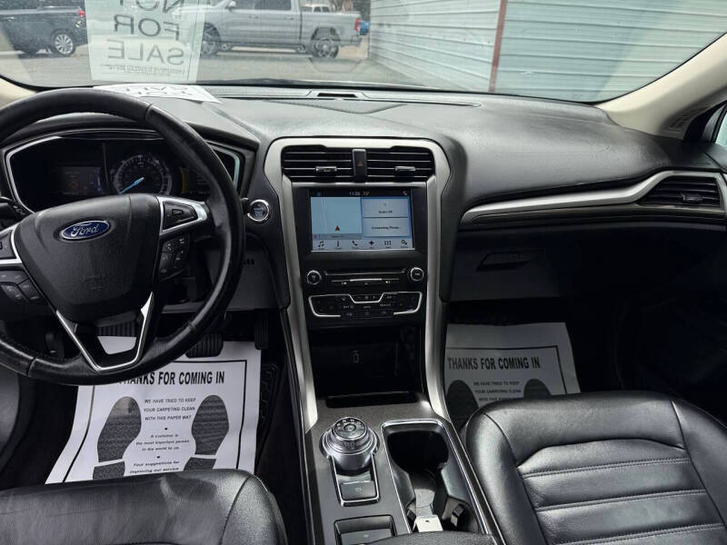 2017 Ford Fusion Energi SE Luxury