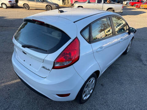 2012 Ford Fiesta SE