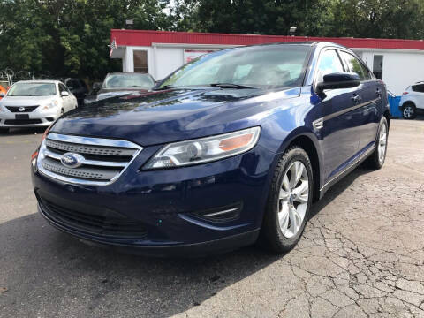 2011 Ford Taurus for sale at I Car Company Inc. in Pontiac MI