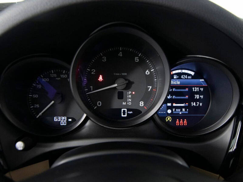 2025 Porsche Macan