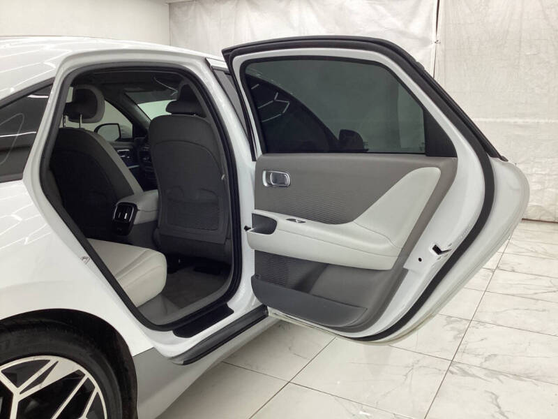 2023 Hyundai IONIQ 6 SEL