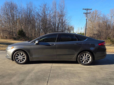 2017 Ford Fusion SE