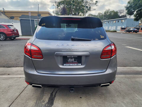 2011 Porsche Cayenne S