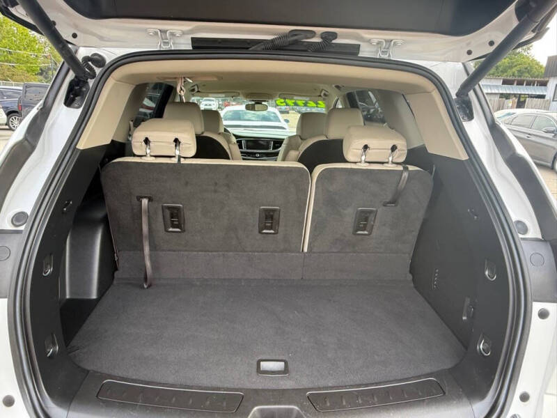 2020 Buick Enclave Essence