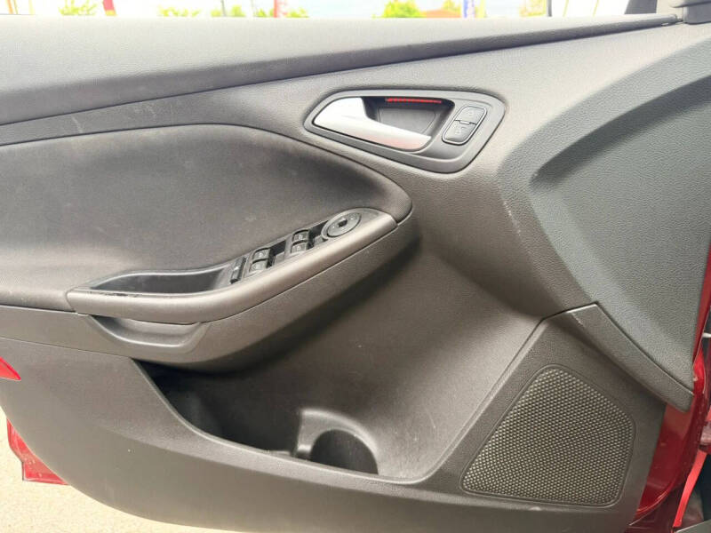 2015 Ford Focus SE
