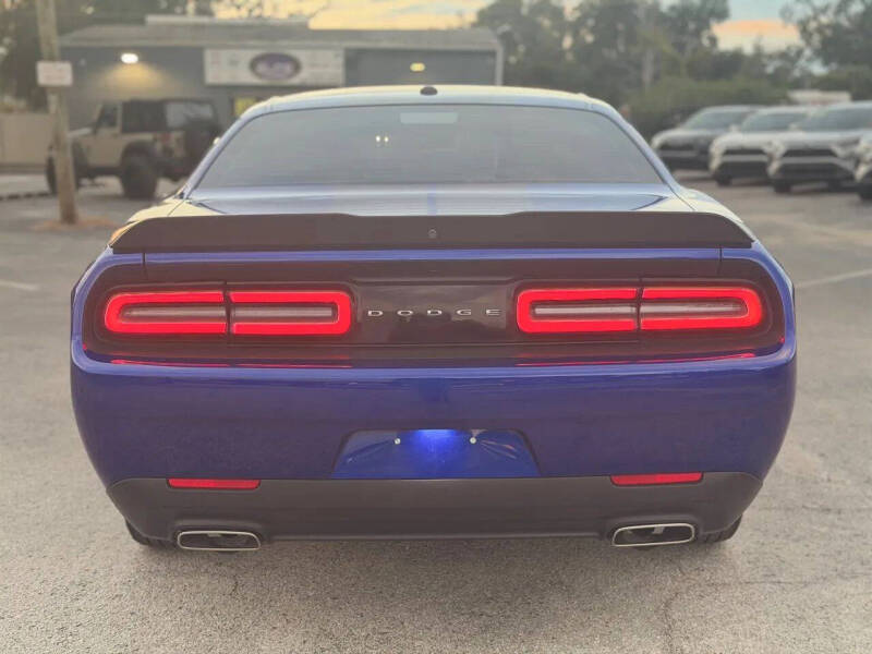 2019 Dodge Challenger SXT