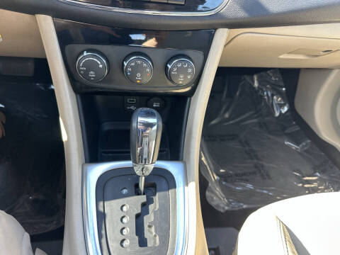 2011 Chrysler 200 Limited