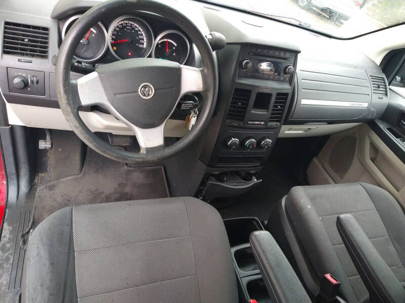 2009 Dodge Grand Caravan SE