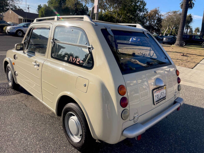 1989 Nissan pao