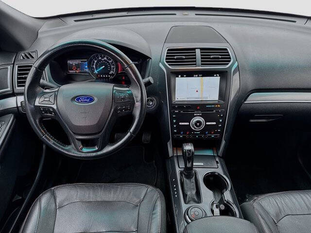 2017 Ford Explorer Sport