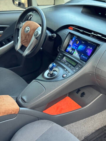 2010 Toyota Prius II