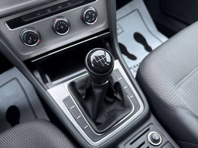 2017 Volkswagen Golf