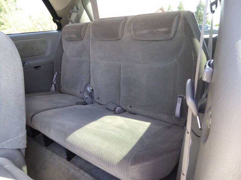 2007 Toyota Sienna LE 8-Passenger